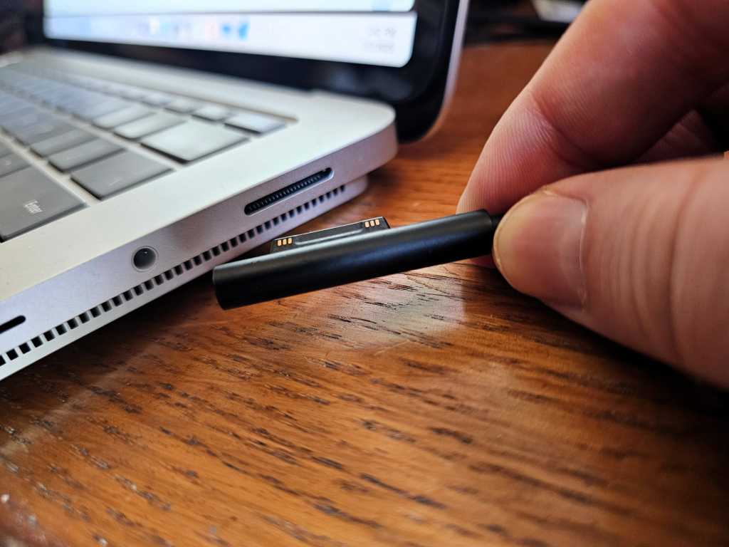 Microsoft Surface connector plug charger