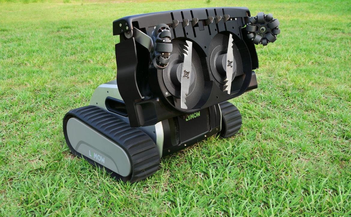 Cette tondeuse à gazon robotique lymow ressemble à une bataille