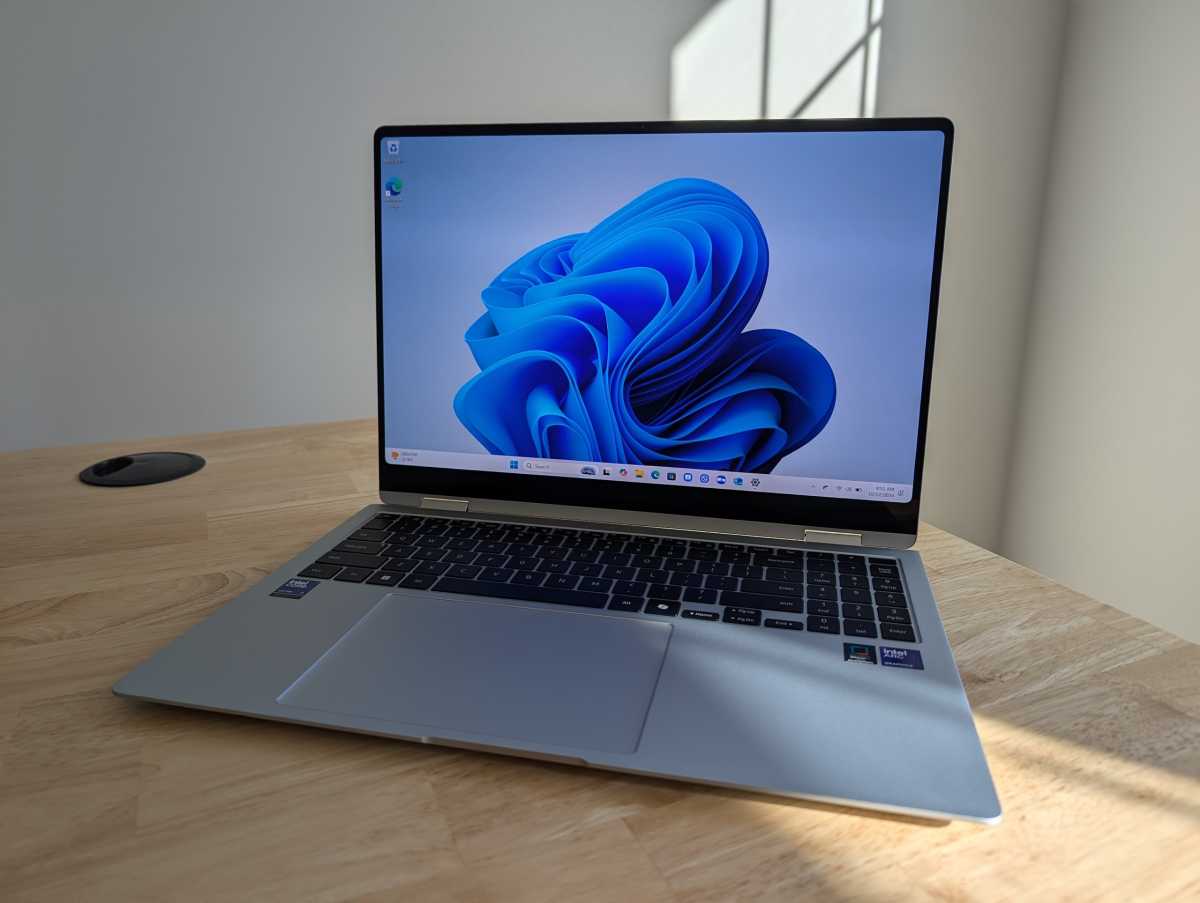 Samsung Galaxy Book5 Pro 360 Héros