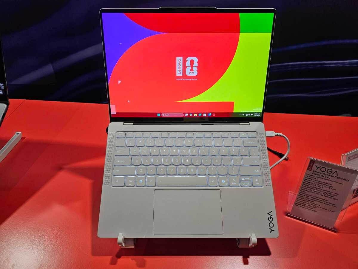 Lenovo Yoga Slim 7i Édition Ultra Aura