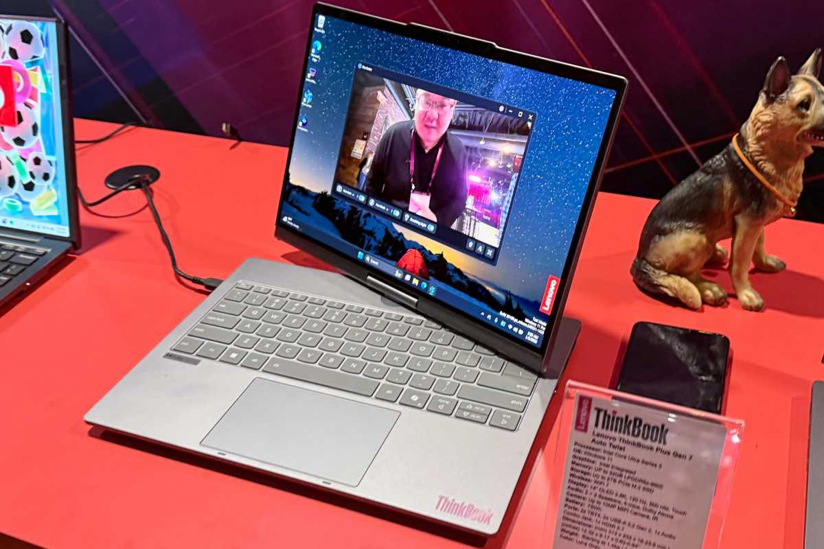 Lenovo ThinkBook Plus Gen 7 Auto Twist au CES 2026