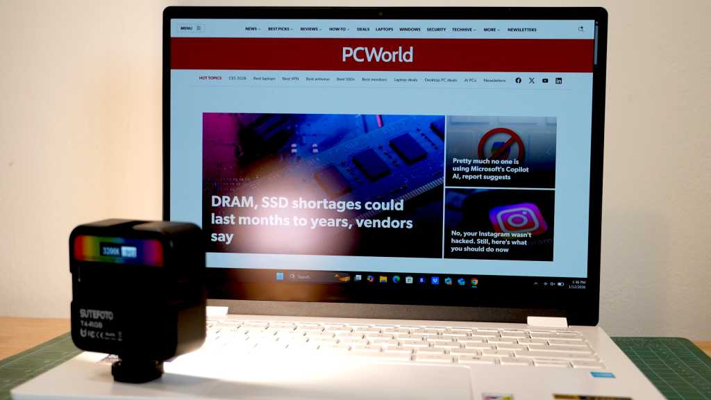 Acer Swift Edge 14 AI gorilla matte pro screen display