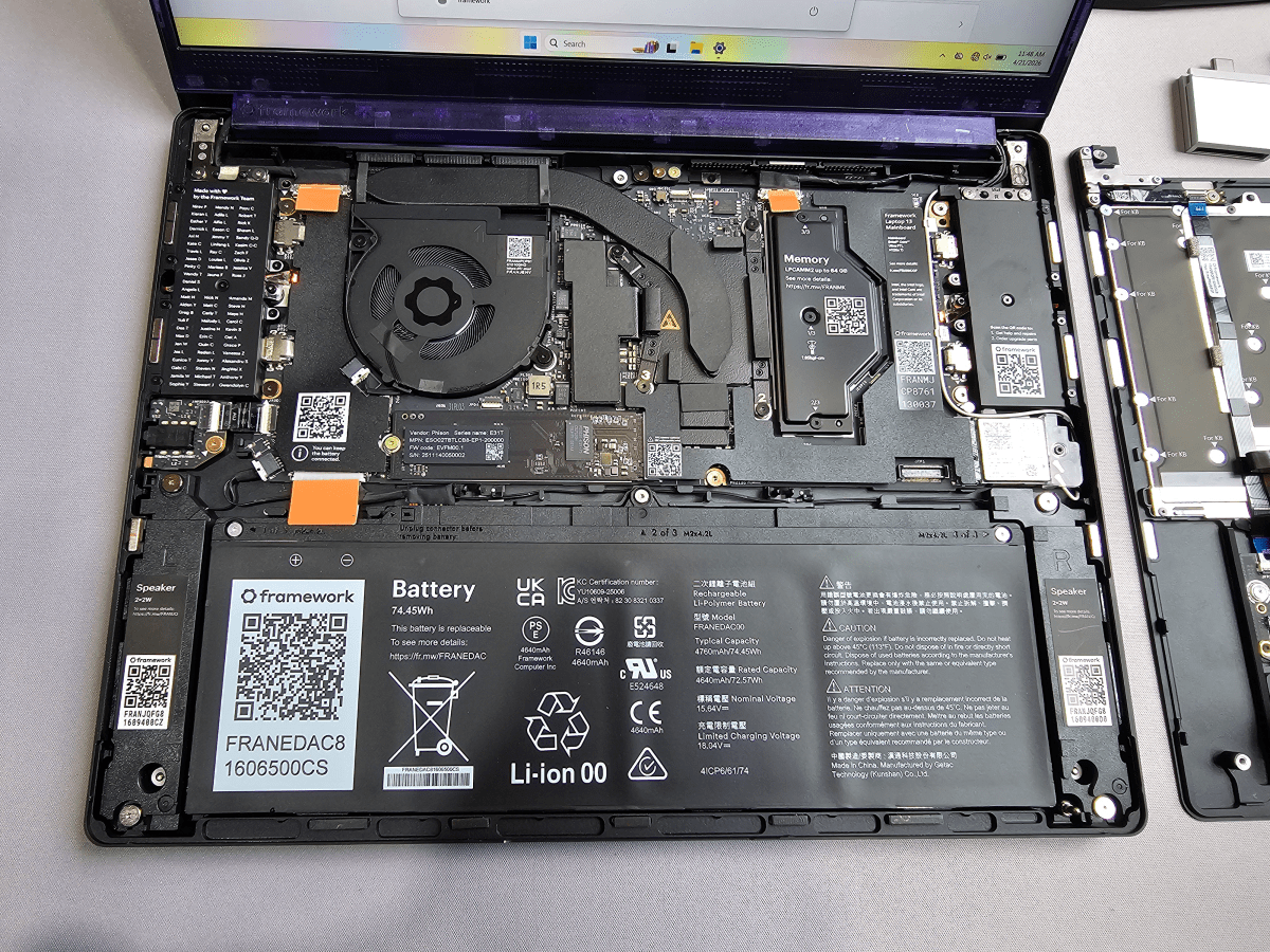 Copie intérieure du Framework Laptop 13 Pro