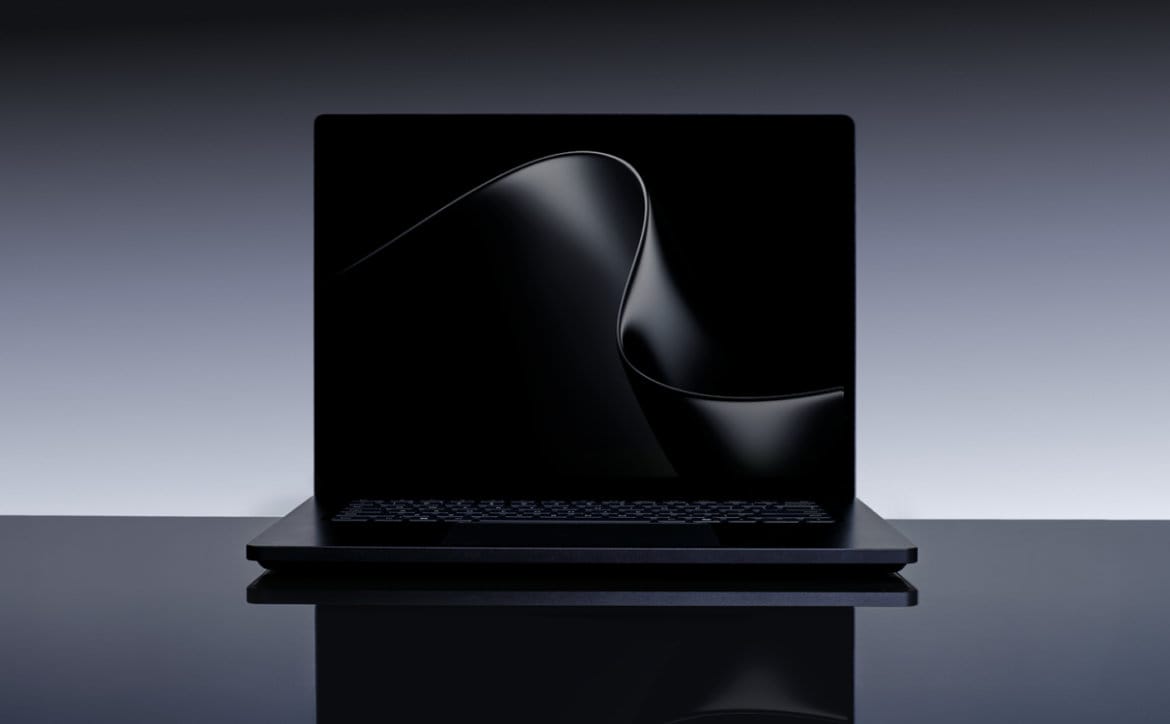 Microsoft Surface Laptop Ultra dévoilé : une station de travail à mémoire unifiée de 128 Go construite avec NVIDIA
