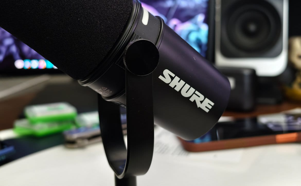Examen du Shure MV7+ : peut-être le meilleur microphone de podcast que vous puissiez obtenir 9 Image vedette du Shure MV7+