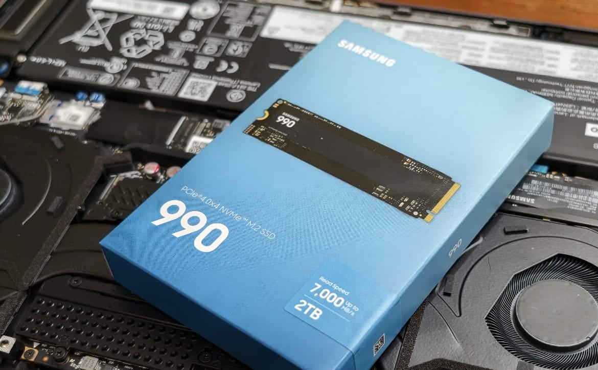 Image en vedette du disque SSD Samsung 990 PCIe 4.0 NVMe