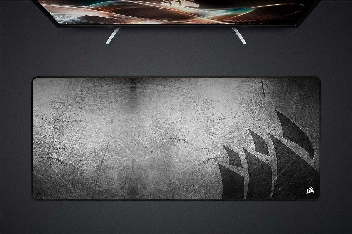Sous-main Corsair MM350