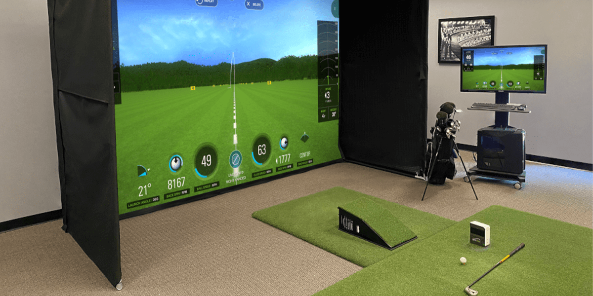 Un setup pour la simulation de golf en intérieur | 📸 AllSportSystem