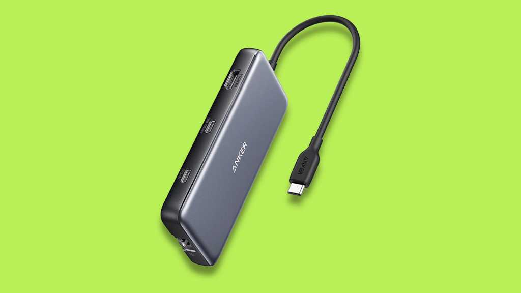Anker 555 8-in-1 USB-C hub