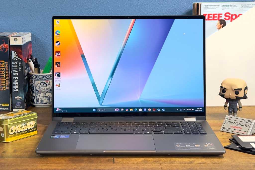 Asus Vivobook 16 Flip hero