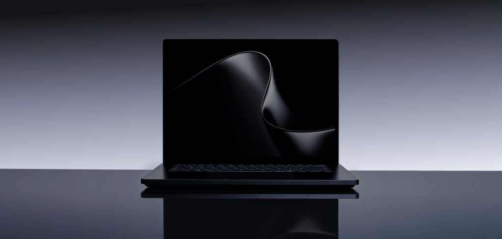Microsoft Surface Laptop Ultra Image 3 stock