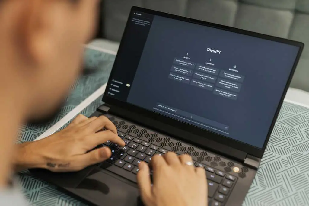 ChatGPT laptop