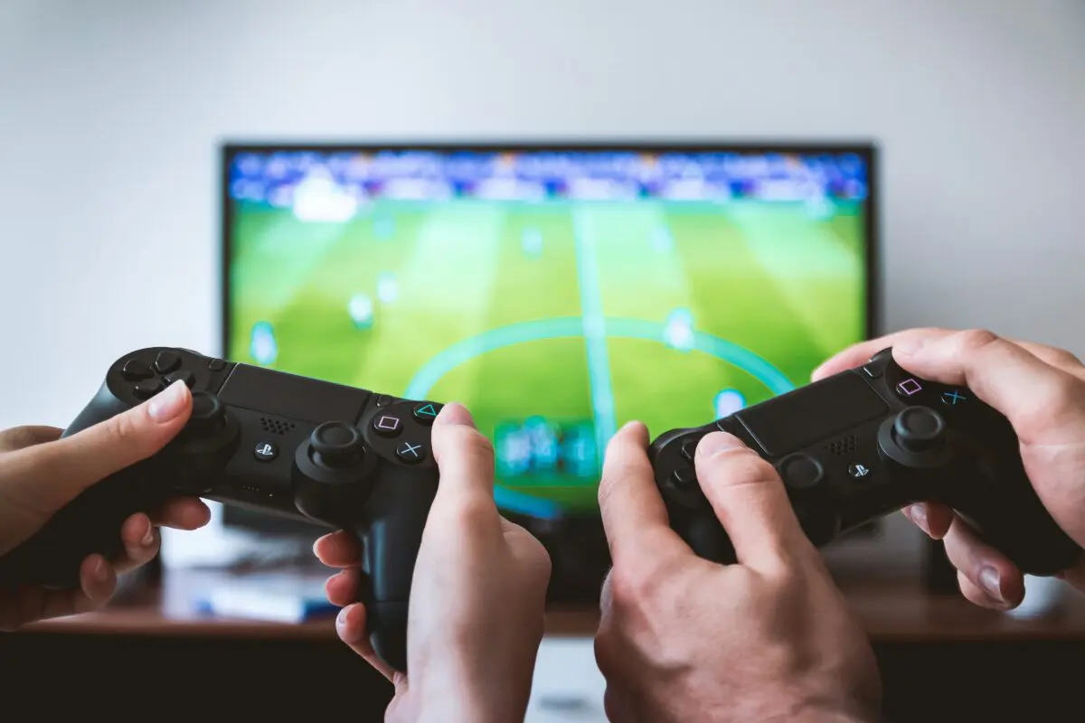 Julien Chièze : le journaliste et créateur de contenu gaming français