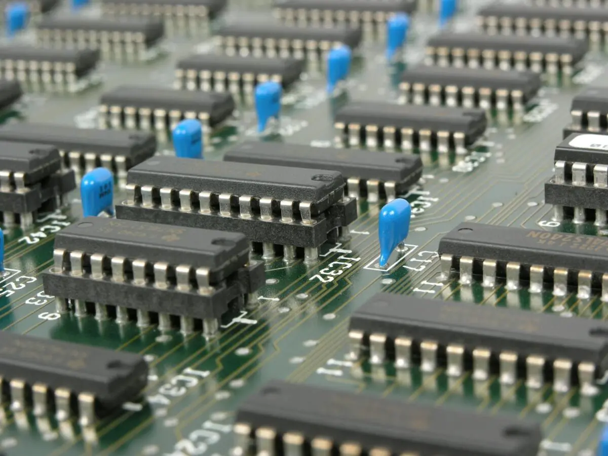 Qu’est-ce qu’un processeur CPU : guide complet sur son fonctionnement et son utilité